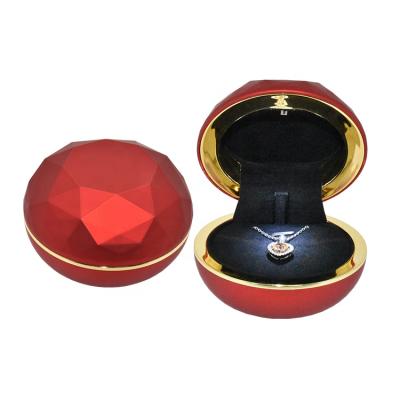 China Wholesale Modern Luxury Red Suede Painting Custom Plastic Gift Packaging Necklace Plastic Box Led Boxes for sale