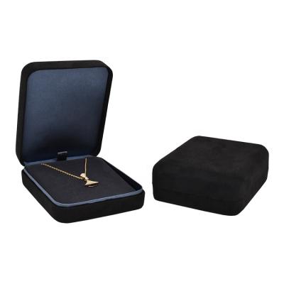 China Luxury Elegant Custom Jewelry Display Box Wholesale Black Velvet Necklace Boxes Gift Jewelry Packaging Box for sale