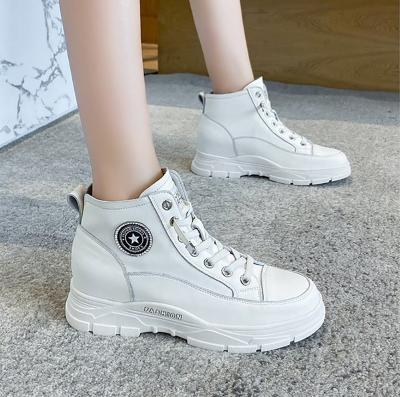 China Fashionable Four-Season Round Toe Platform Ankle Short Boots PU Rubble Round Casual Shoes 2021 Women for sale