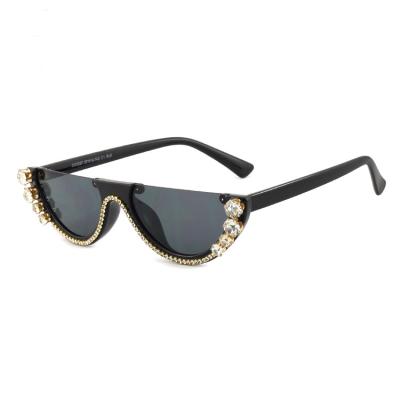 China UV400 Luxury Fashion Diamond Vintage Sunglasses Sun Glasses 2021 2022 Small Half Frame Sun Glasses for sale