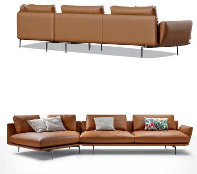 中国 Modular Italian Modern Small Apartment Living Room Designer Kearns Leather Sofa Simple Lightweight Luxury Furniture 販売のため