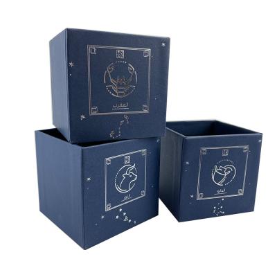 China Recycled Materials Luxury Custom Gift Box Small Silver Hot Stamping Paper Packaging For Preserved Flower for sale