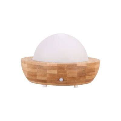 China Cool Ultrasonic Fragrance Diffuser White PP Water Tank Mist Glass Cover Essential Oil Aroma Diffuser for sale