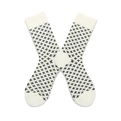 China New factory wholesale cotton sock sporty fashion comfortable directly running funny sweat absorbent socks for sale