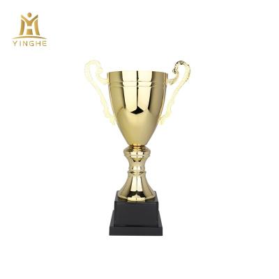 China Europe factor supplier high quality metal gold trophy for award for sale