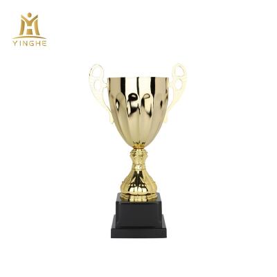 China Factory wholesale custom awards metal and plastic sport award trophies and medals for championship for sale