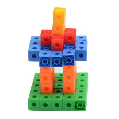 China Toy Most Popular Interlocking Plastic Square Building Blocks DIY Educational Toys For Children QL-015(B)-5 for sale