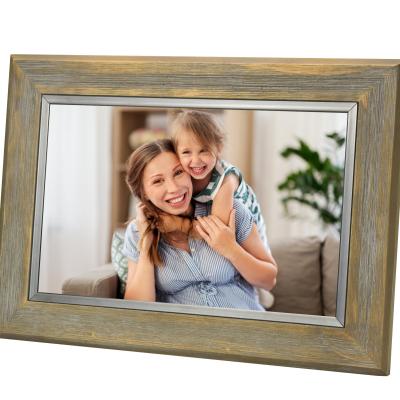 China Wifi OEM 8 Inch Android WiFi Photo Frame 1024*768 IPS Wooden Touch Screen For Home Decoration for sale