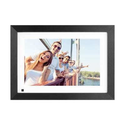 China Wifi 10 Inch OEM WiFi Photo Wooden Frame with IPS Touch Screen, Built-in Memory, Wall Mountable for sale