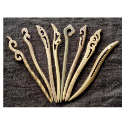 China Handmade Classic Women Hairpins Sandalwood Design Fashion Style Wooden Hair Sticks for sale