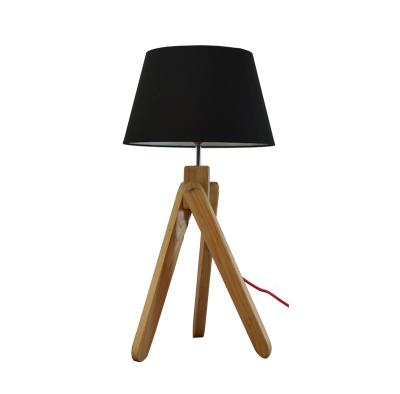 China Industrial warm simple and unique design table lamps with wooden tripod table desk three legs light for sale