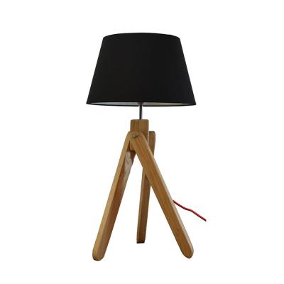 China Industrial Modern Style Bedside Hotel Bedroom Living Room Wooden Decorative Table Lamp for sale