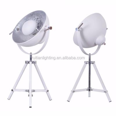 China Industrial Home Hotel Tripod Table Lamp White With Silver Shade Interior Desk Light for sale