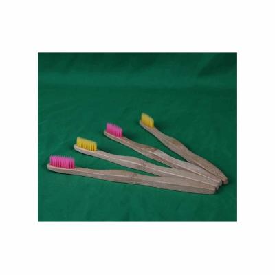 China Disposable Wooden Handle Toothbrush Family Pack Bamboo Wholesale for sale