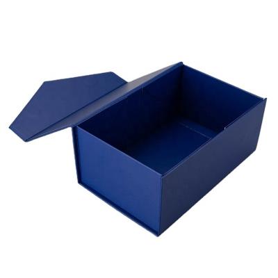 China Recyclable Blue Magnetic Foldable Gift Box Flat And Folding Clothing Clothes Rigid Packaging Box for sale