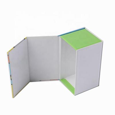 China Disposable Custom Rigid Magnetic Lid Gift Paper Box Game Card Packaging Box for sale