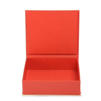 China Disposable Custom Rigid Cardboard Gift Box Magnetic Lid Gift Packaging Box for sale