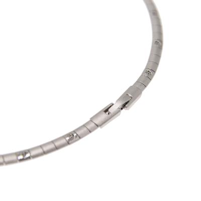 China New Design 2021 Manufacturer Jewelry Supply Silver Gold Thin Necklace for sale