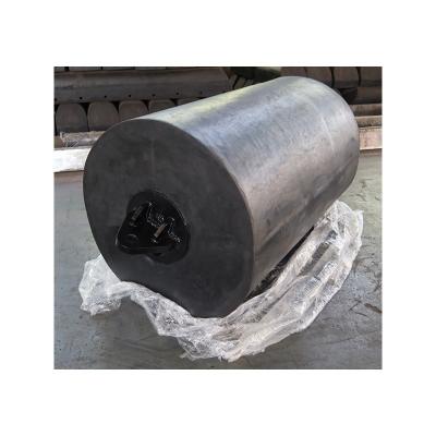 Chine Fender en caoutchouc marin de type cylindrique compétitif en noir/gris pour les besoins OEM/ODM à vendre