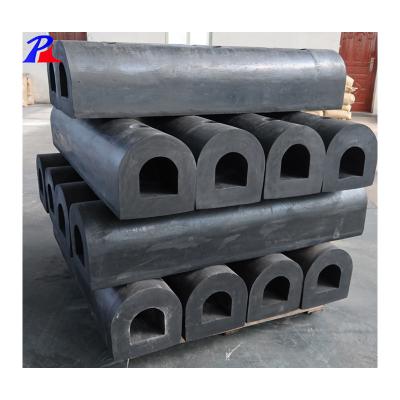 China Extrudeerbare rubber marine fender DD-serie D-vormdockfender voor industriële bootdock Te koop