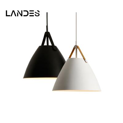 China Industrial Nordic Modern Black Dining Room Decorative Restaurant Industrial Style Iron Vintage Kitchen Island Single Hanging Pendant Light for sale