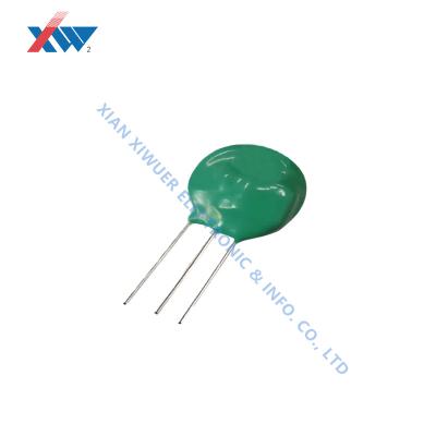 China Varistor protegido térmicamente de 3 conductores 20D 320VAC utilizado en la protección de circuitos de baja fuga en venta