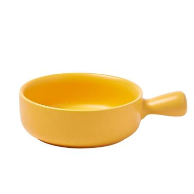 China Owen Handle Salad Bowl / Microwaveable Nordic Yellow Ceramic Soup Noodle Cooking Mixing Bowl for sale