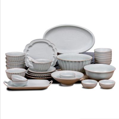 China Disposable Luxury Flower Shape Restaurant Dinnerware Set White Ceramic German Pottery Turkish Dinnerware Dish for sale