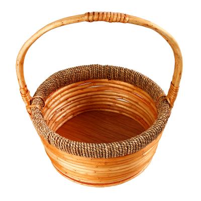 China Factory Direct Selling Sustainable Round Shallow Hand - Woven Wicker Fruit Gift Basket With Handle Picnic Basket for sale