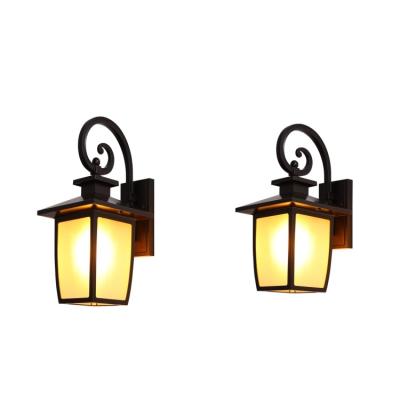 China Applicable to all retro villa aisle corridor simple creative courtyard garden solar powered outdoor wall lights waterproof for sale