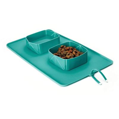 China Silicone TCW020 Folding Pet Bowl Viable Non-Slip Outdoor Flannel Bag Pet Portable Dog Bowl for sale