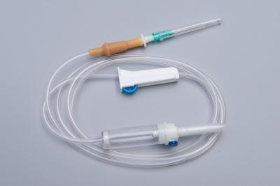 Cina Set di infusione monouso con ago in acciaio inossidabile sterilizzato da 30 mm in vendita