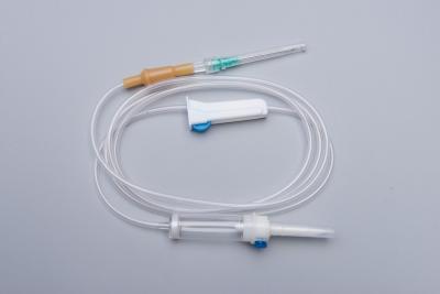 Cina Set per infusione monouso con Luer Lock sterilizzato a gas EO in vendita