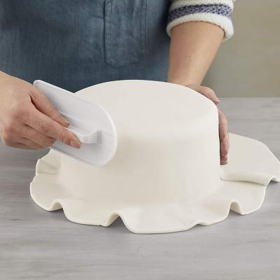 China ABS Plastic Cake Icing Spatula Fondant Smoother workable for smoothing cake surface for sale