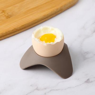 China Viable Factory Wholesale Kitchen Egg Tools 2 PCS Simple Silicone Egg Holder Rack for sale