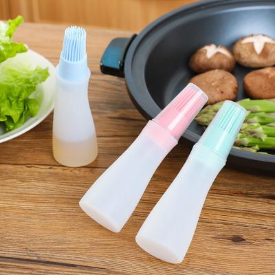 China Hot Selling Heat Resistance Kitchen Instruments Baking Baking Tools Silicone BBQ Basting Oil Bottle Brush for sale