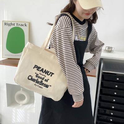 China High Quality Cartoon Pattern Printing Large Capacity Cute Shoulder Messenger Canvas Student Grab Bags For Women for sale