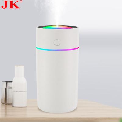 China Car Mini Dazzle Cup Spray Humidifier 320ml Spray Mist Humidificador Double Wet Diffuser Portable Car Air Humidifiers for sale