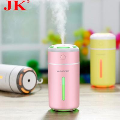 China New Best Car USB Humidifier Air Disinfection Humidifier Atomizer Mini USB Office Vehicle Colorful Heavy Mist For Dry Skin for sale