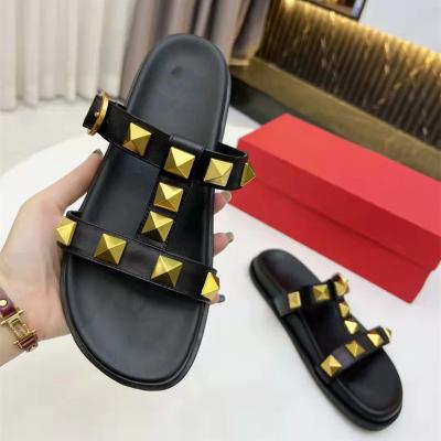 China Fashion Trend Ladies Platform Wedges Slippers Ladies Wear Luxury Summer Beach Casual Sandals for sale