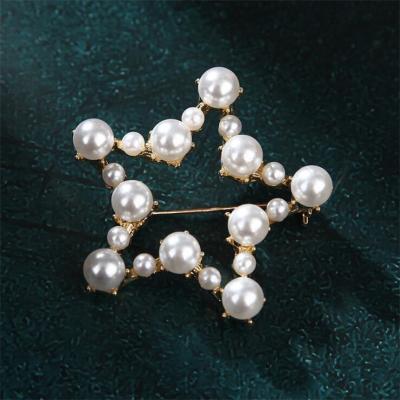 China Inexpensive Clothing Decor Brooches Bulk The Star Pearl Brooch Pins Because-022 for sale