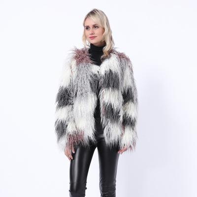 China Anti-wrinkle Hot Selling Vintage Women's Coat Medium Length Plush Fox Fur Grass Imitation Fur Hooded Collar Unicorn Fur Integrated EU/US for sale