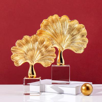 China China Fashion Modern Decor Resin Home People Open Home Decoration Crystal Show Pieces Luxury In Stock for sale