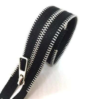 China Viable manufacturer Wholesale Metal Zipper 3# closed platinum zipper clothing/pants/zipper etc. of bag for sale