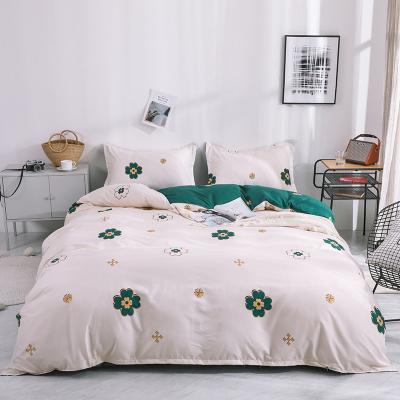 China Nondisposable Classic Crib Sheet 4pcs Set Bedding With Low Price for sale