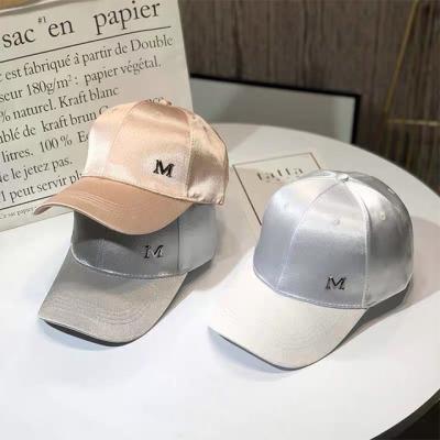 China breathable & Waterproof Korean Letter Rhinestone Hats Fashion Baseball Hat Women Shining Sun Hat Wholesale for sale