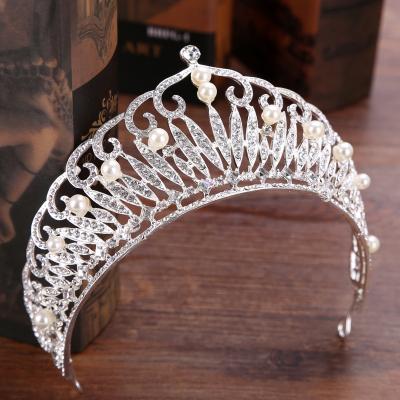 China 2021 New Girls Hair Decoration Rhinestone Bridal Crown Tiara Wedding Princess Pearl Crown Wedding Hair Accessories Crystal Crown for sale