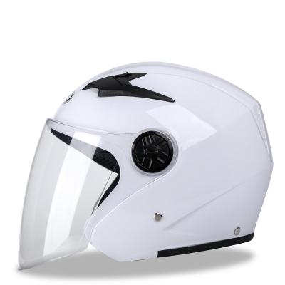 China Cute new arrival factory price wholesale helmet for men and women customization Four Seasons full face motorcycle helmet for sale