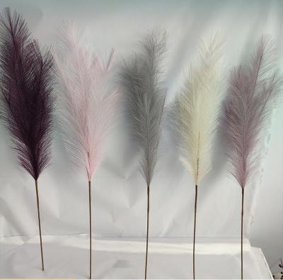 China Beige Artificial Pampas Grass Fashional Flower Bouquet Artificial Faux Fluffy Cream Large Pampas Grass For Home Decor Wedding for sale