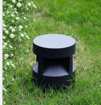 China Simple and beautiful stylish outdoor waterproof and waterproof garden lights can be used in the courtyard villas lawn lamp for sale